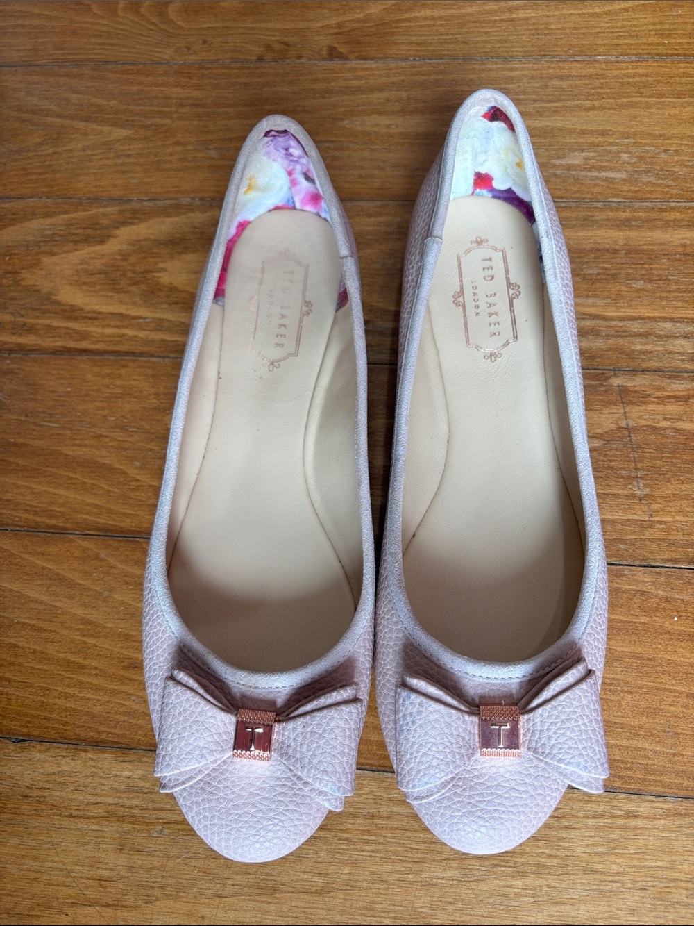 Ted Baker London Blush Pink Bow Ballet Flats - Picture 2 of 3